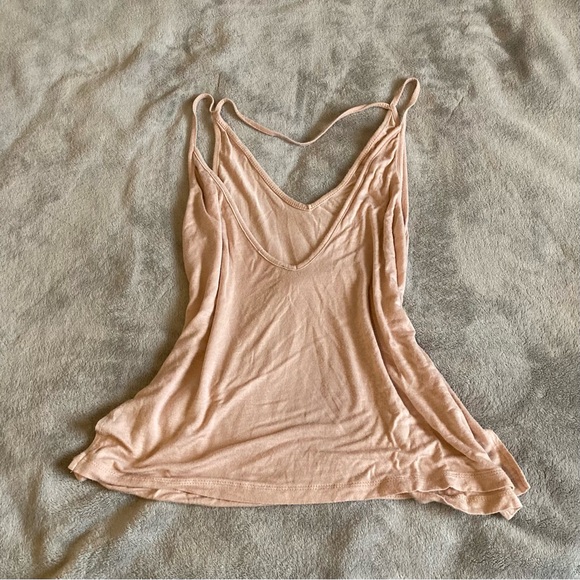 Light pink tanktop size small - Picture 2 of 3